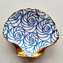 Load image into Gallery viewer, Moonshell