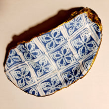 Load image into Gallery viewer, Blue Cluster