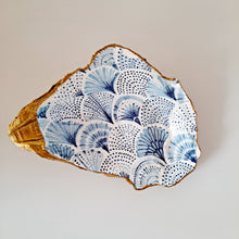 Load image into Gallery viewer, Blue Scallop
